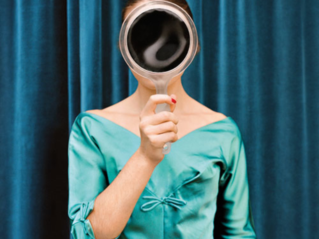 Aline Smithson
