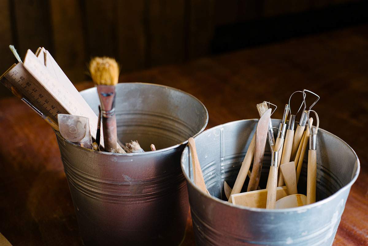The Artist’s Essential Toolkit with Linda Vallejo (Online Learning – Two Sessions) The Artist’s Essential Toolkit with Linda Vallejo (Online Learning – Two Sessions)