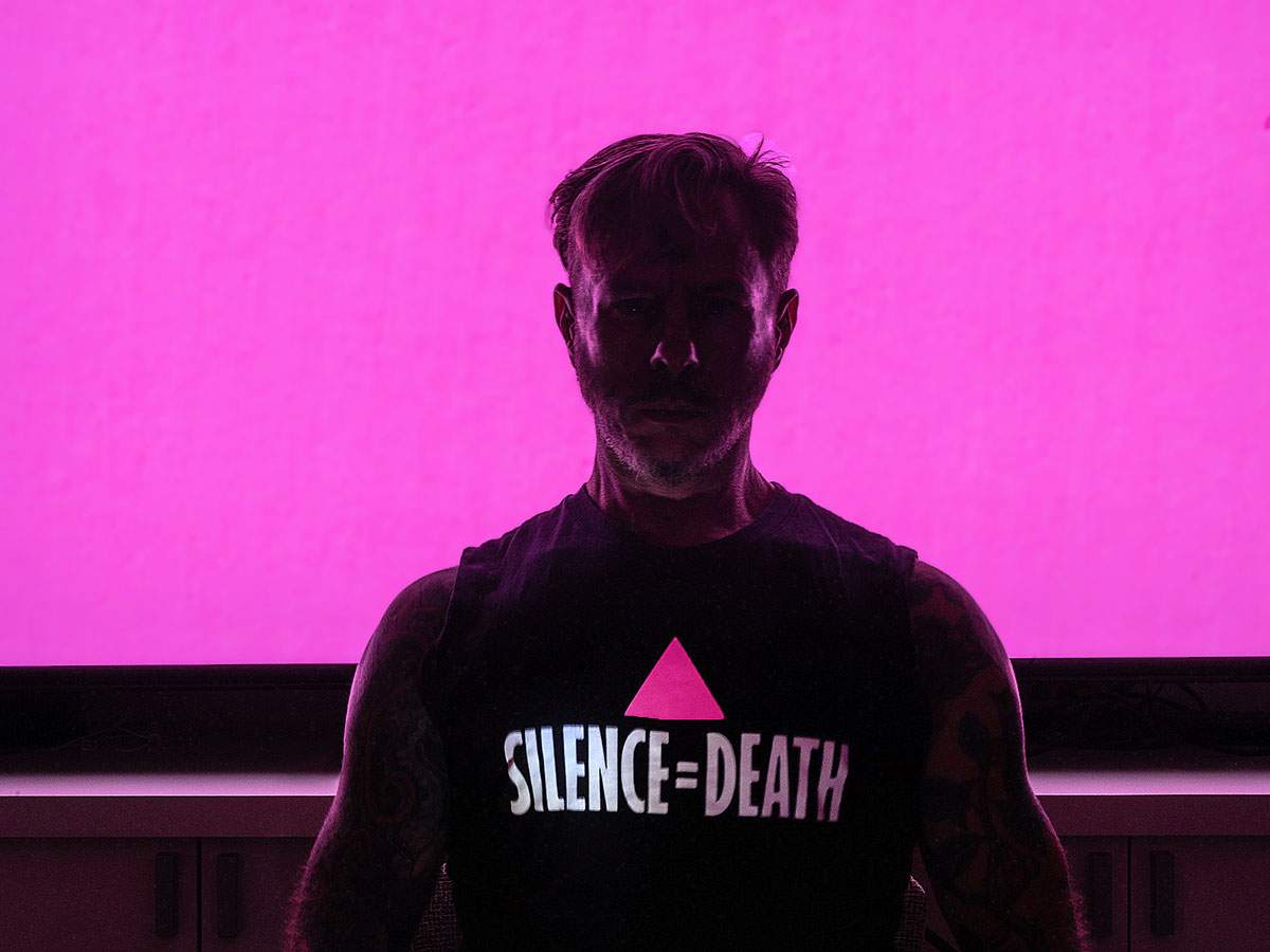 Seeing Pink: The Queer Perspective in Photography with Richard Renaldi (Online Learning – Six Sessions) Seeing Pink: The Queer Perspective in Photography with Richard Renaldi (Online Learning – Six Sessions)