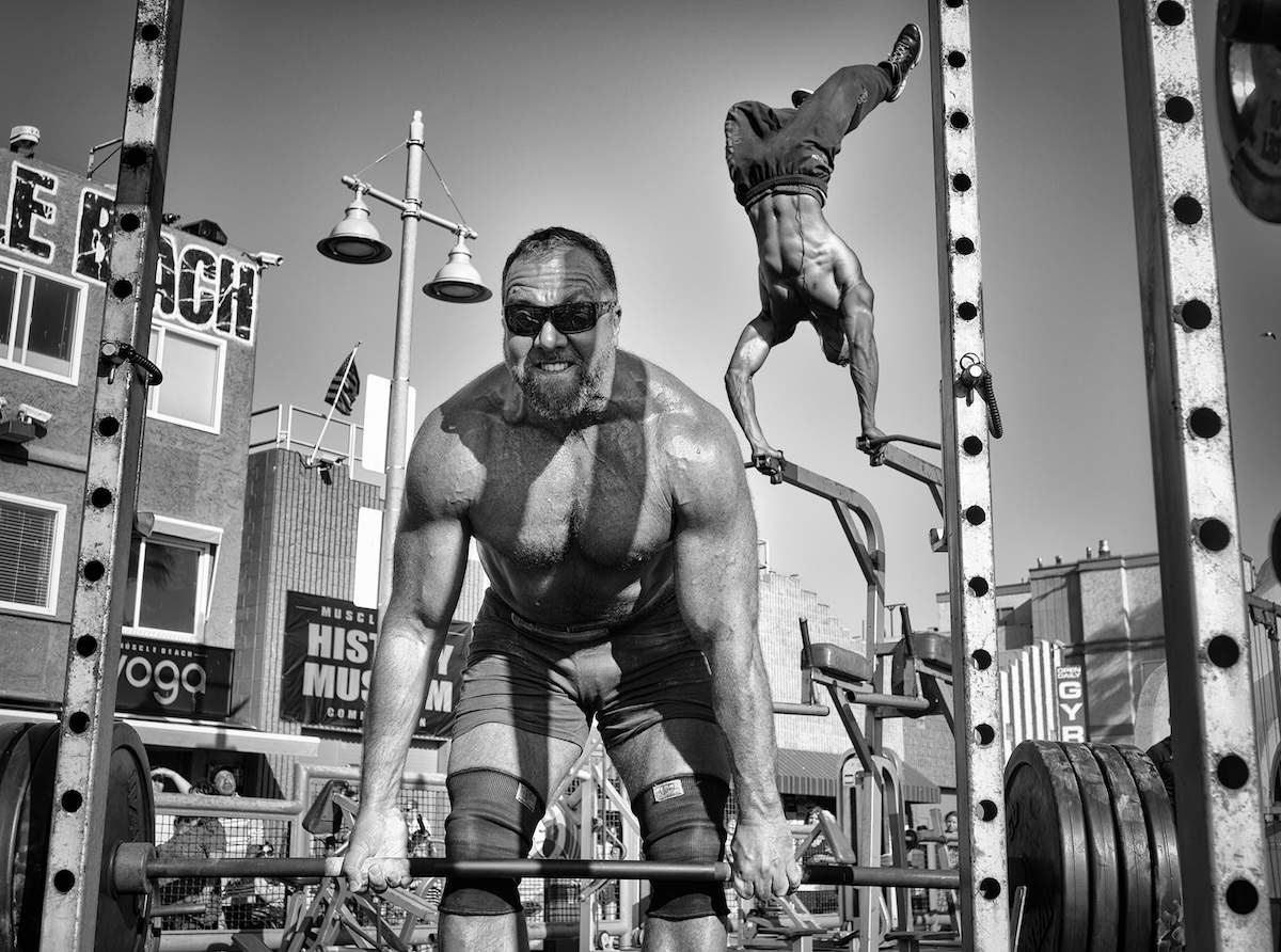 Featured image for event Meet-Up in LA:  Photographing Venice Beach with Dotan Saguy (Hybrid Learning  - Two Sessions)