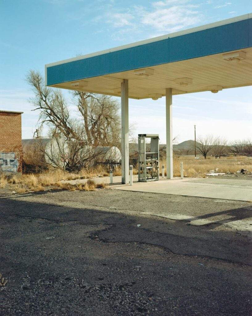 Caleb Knueven_Mam7-Portra160_01-1